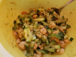 Zucchini-Nudeln mit Garnelen