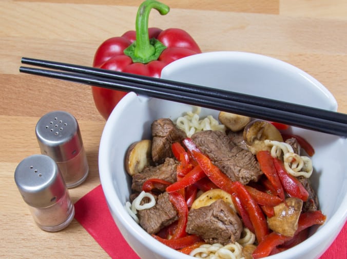 Rinderfilet mit Mie-Nudeln